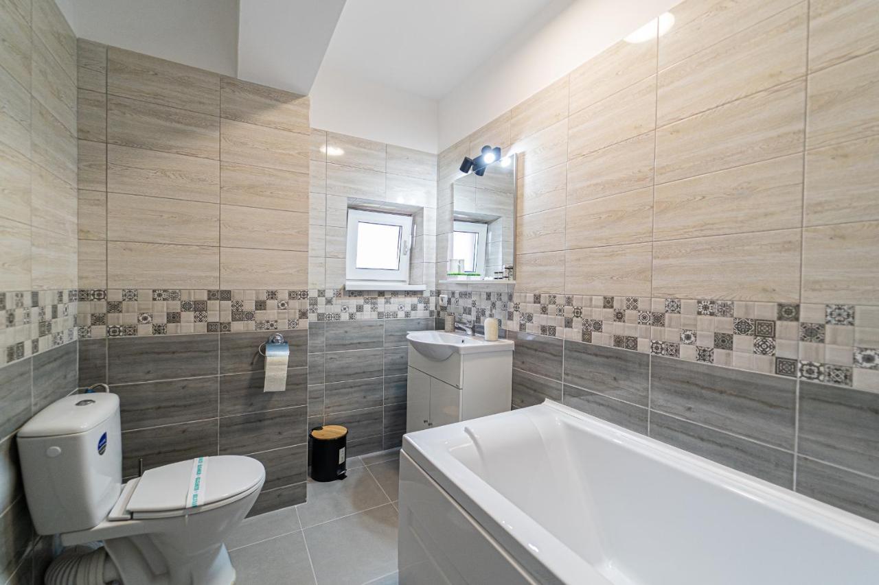 Delux Suite Bacău Dış mekan fotoğraf