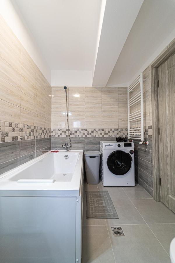 Delux Suite Bacău Dış mekan fotoğraf